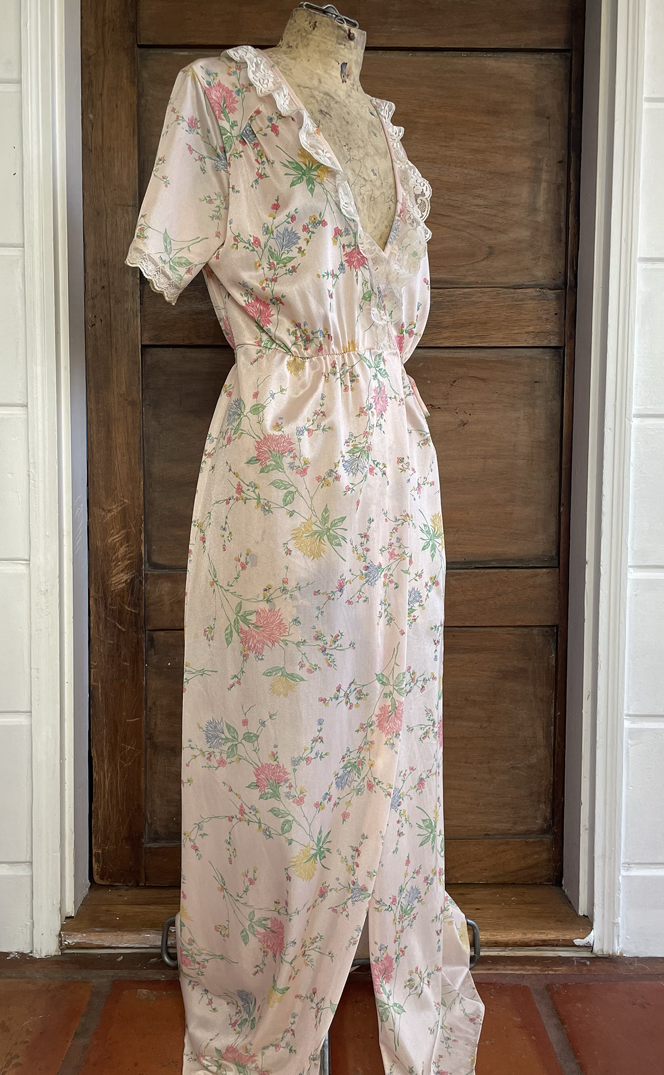 1970s Floral Peignoir