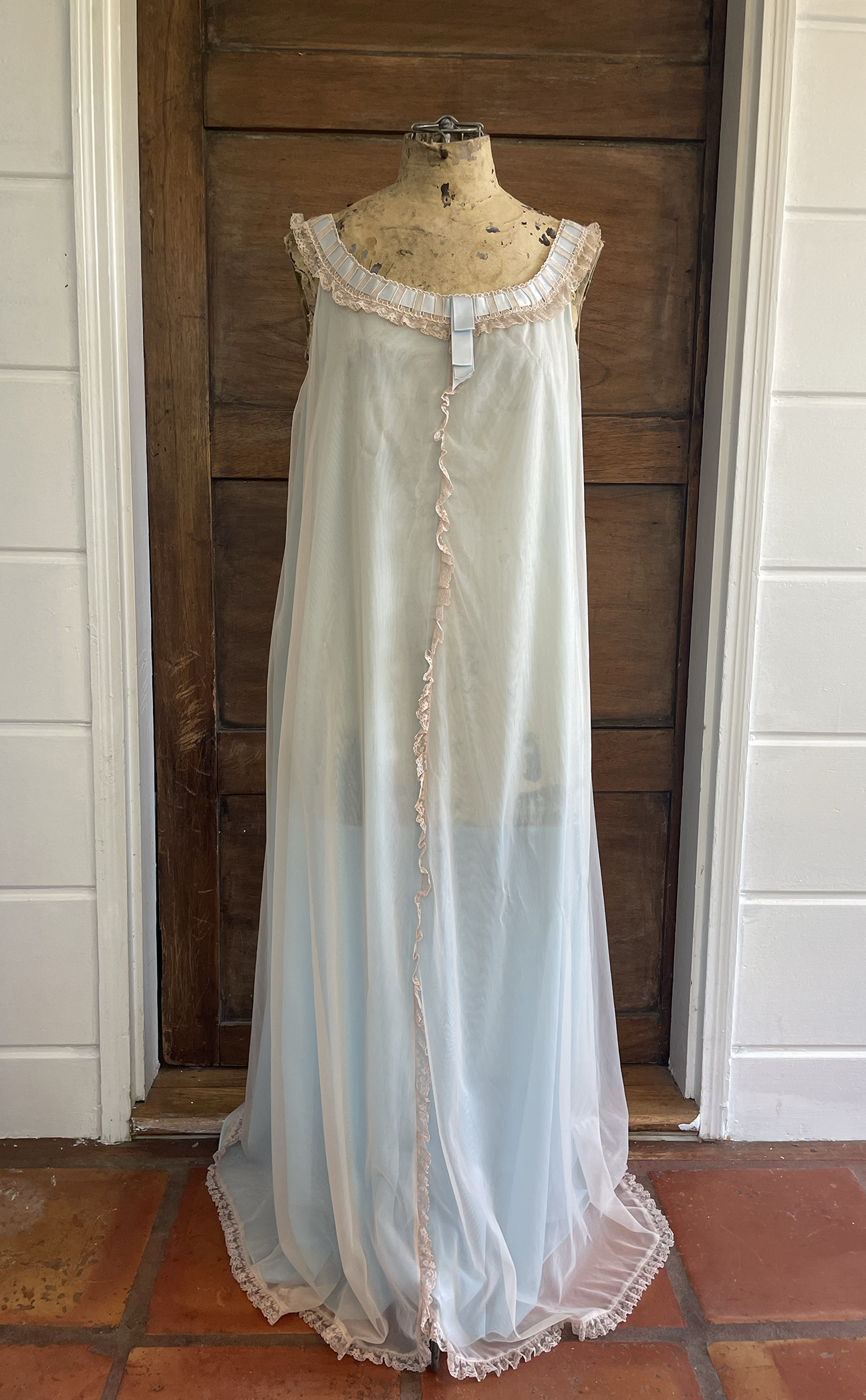 1960s Saks Fifth Avenue Nightgown